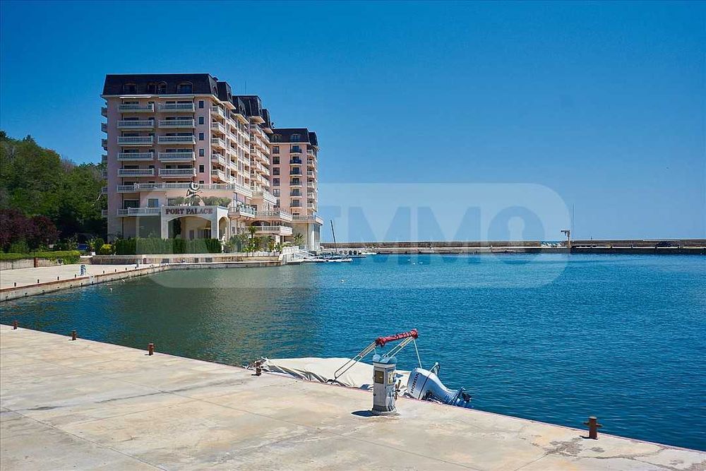 Продава се Тристаен апартамент в к.к. Слънчев ден - 166 кв.м за 3000 €/кв.м - Снимка #14