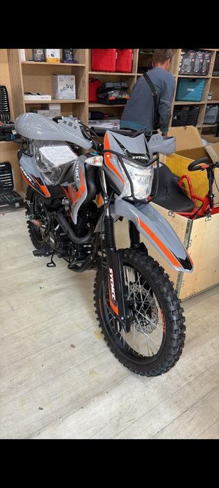 Новый мотоцикл индуро