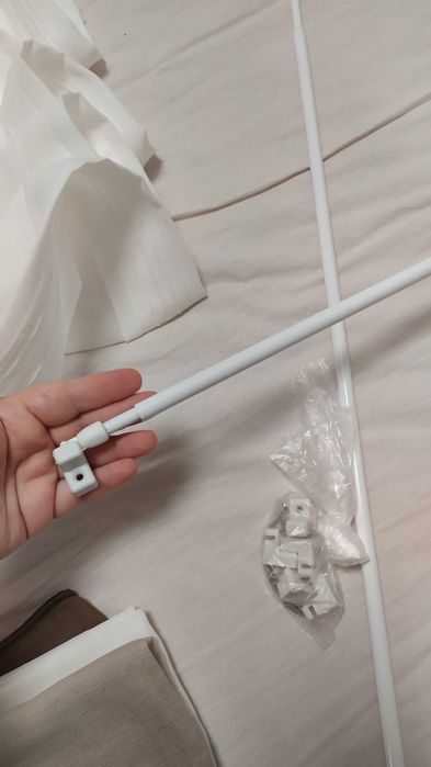 3 броя еднакви завеси / пердета за закачане на дограма или на курниз