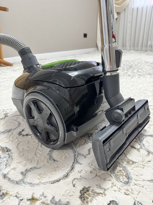 Б/у пылесос 5000 тенге