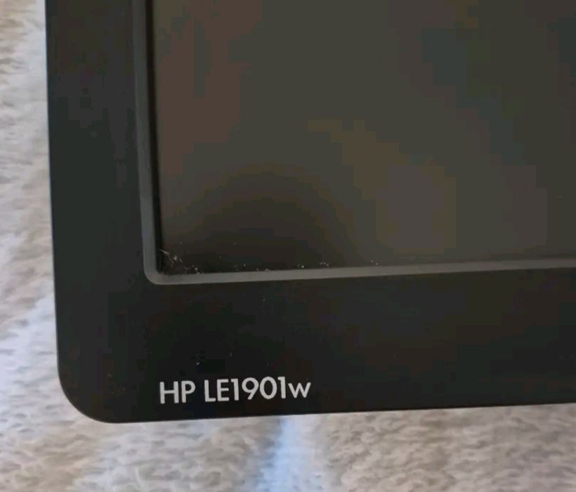 Monitor HP vechi