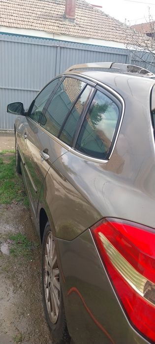 Vând autoturism laguna 3