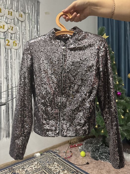 пиджак серебристый, для девчонок