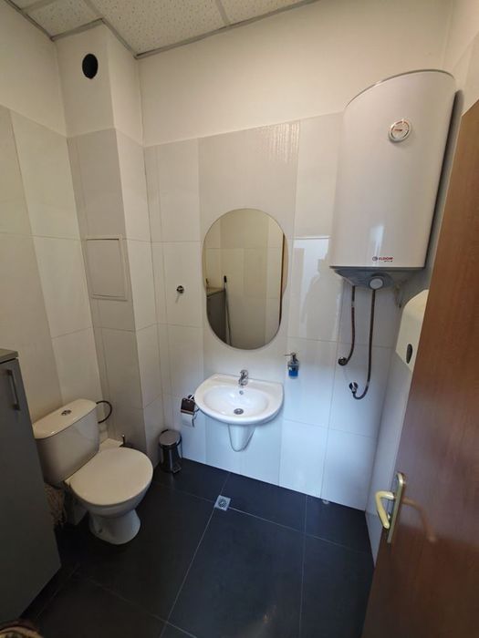 Офис под наем в жк.Лазур - 100кв.м , 5 помещения