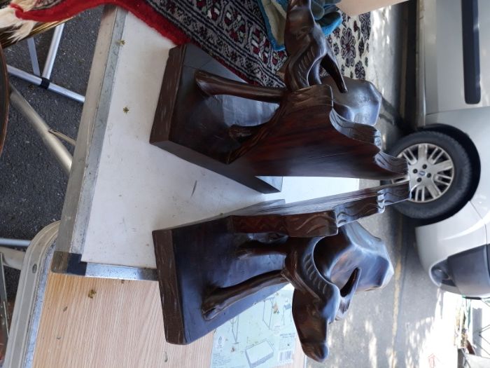 Statuiete pentru biblioteca