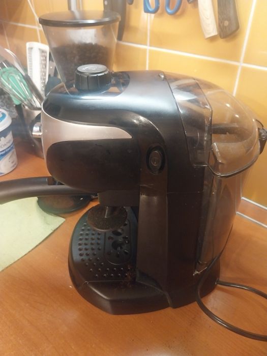 Espressor manual DeLonghi EC221.B, Dispozitiv spumare, Sistem cappucci