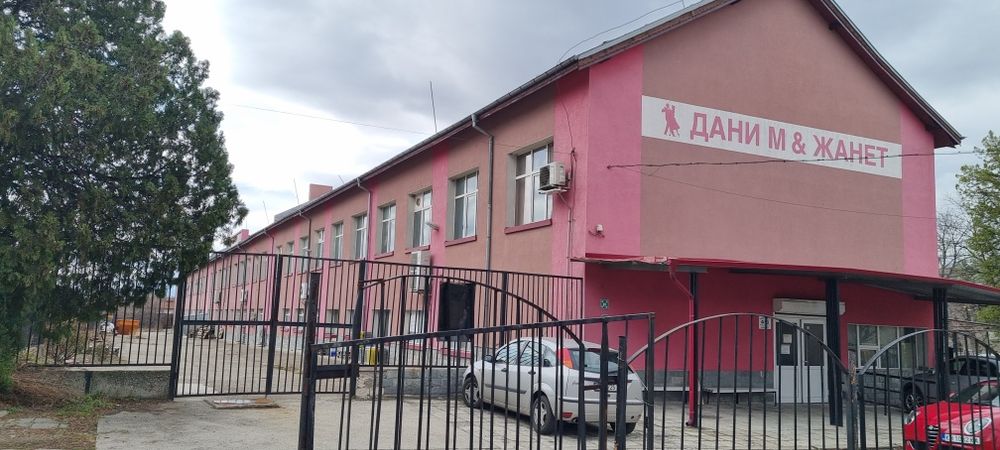 Отдава се под наем оборудван цех