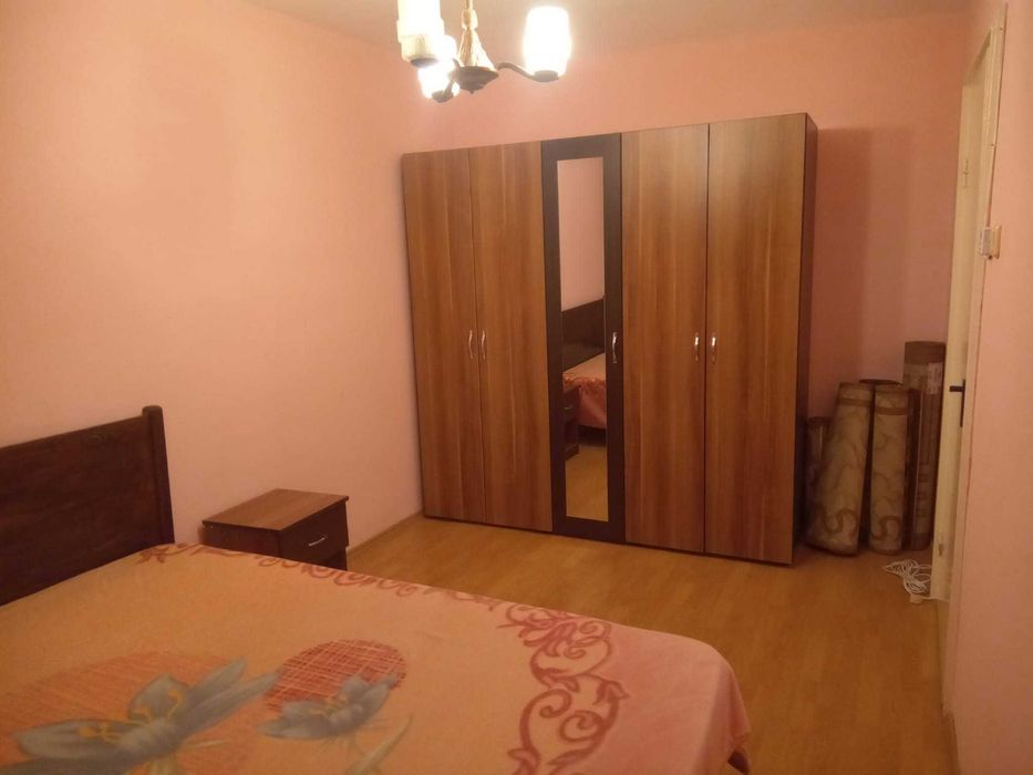 Vând apartament 2 camere Deva