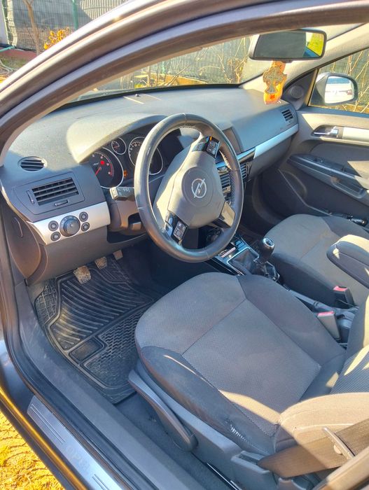 De vânzare Opel Astra H