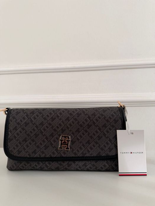 Новая сумка Tommy Hilfiger