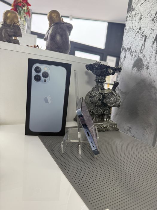 Vand iphone 13 pro max de 128 gb