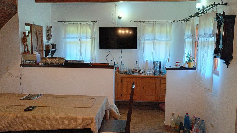 Vand casa noua in Vatra Dornei (mobilata)