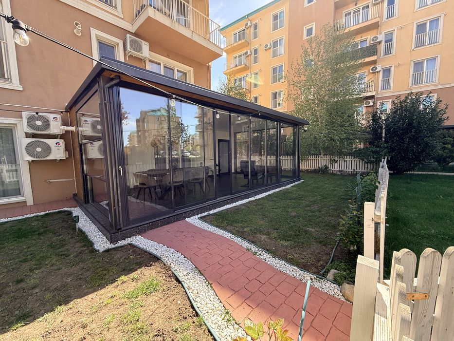 2 camere cu gradina si pergola COSMOPOLIS