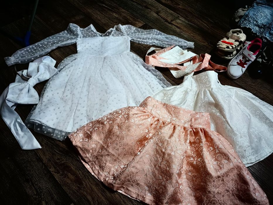 Много вещей на девочку 5 лет