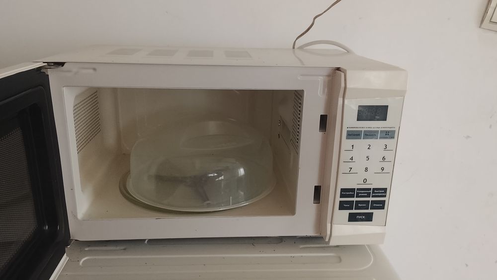Микроволновая печь