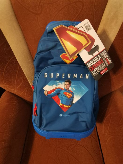 Ghiozdan Superman albastru 33 x 45 x 22 cm! Nou!