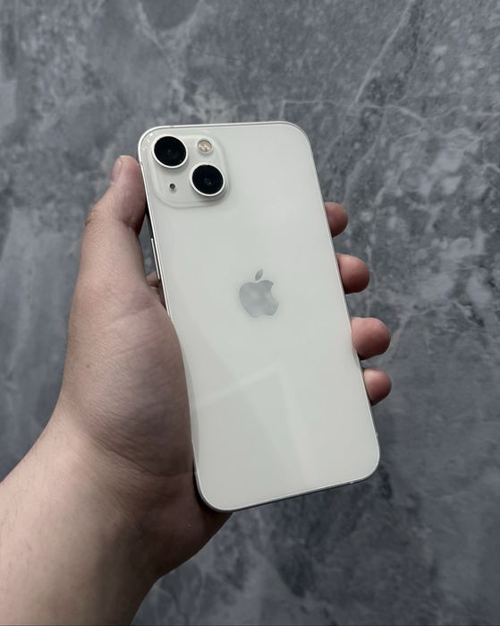 Продам Iphone 13