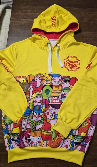 Сутшърт на Mentos и Chupa Chups