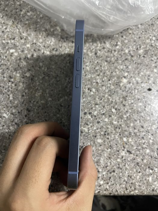 айфон 14 с гарантией