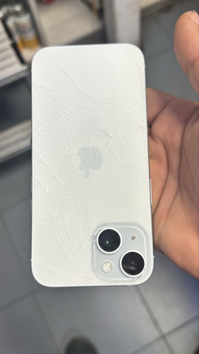 Iphone 15 128GB - употребяван