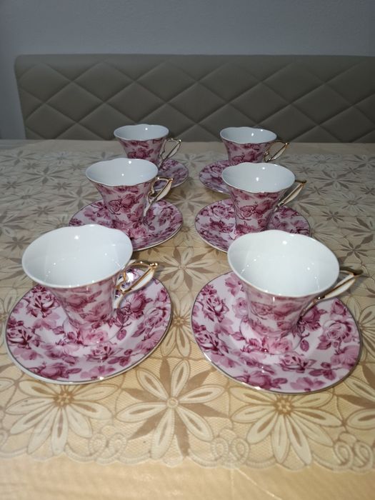 Căni/cești de colecție