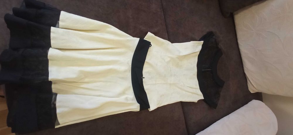 Страхотен комплект на Lucy в жълто