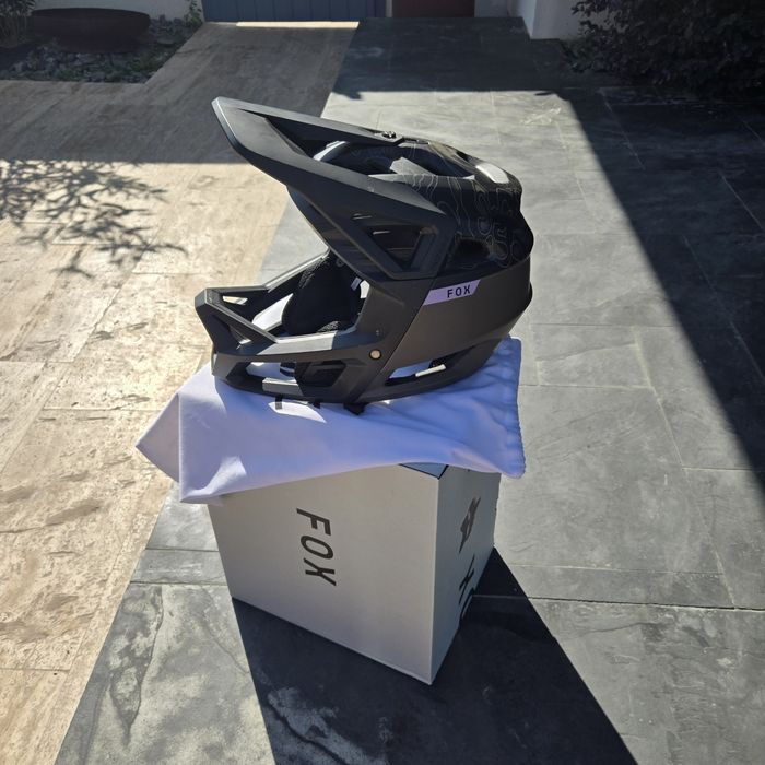 Cască Full Face Fox Proframe MIPS – Mărimea S | Pachet complet (Cutie, Husă, Bureți de schimb) | Stare impecabilă