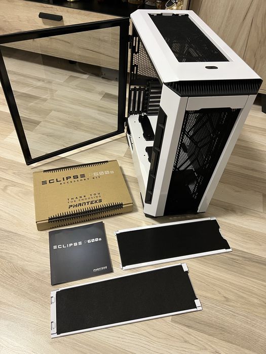 Carcasa Phanteks Eclipse P600S + Riser Asus Rog