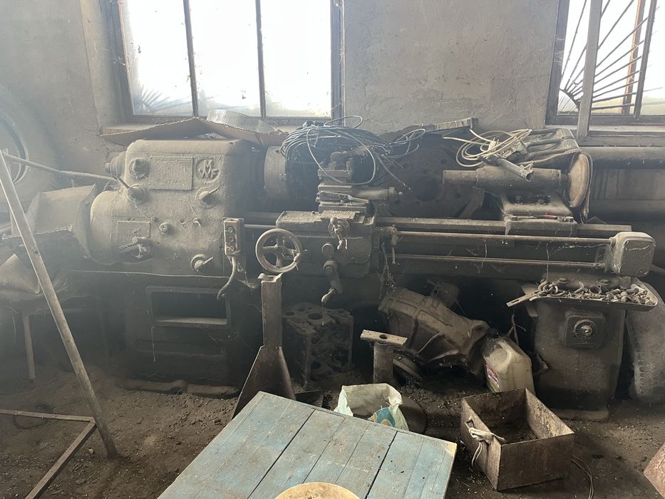 Токарный станок, компрессор