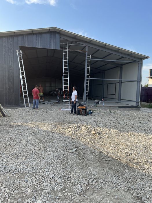 Service auto pe structura metalica 11 x 30 din profil ipe 220 si panou