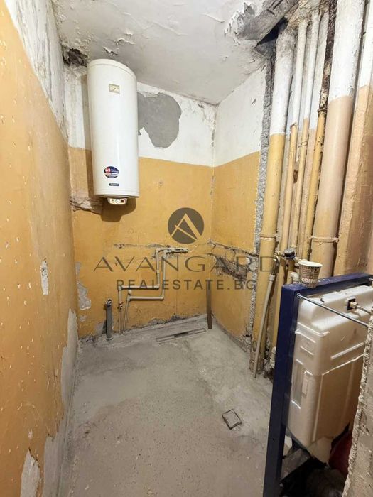 Продава се Едностаен апартамент в Пловдив, Тракия - 36 кв.м за 1012 €/кв.м - Снимка #3