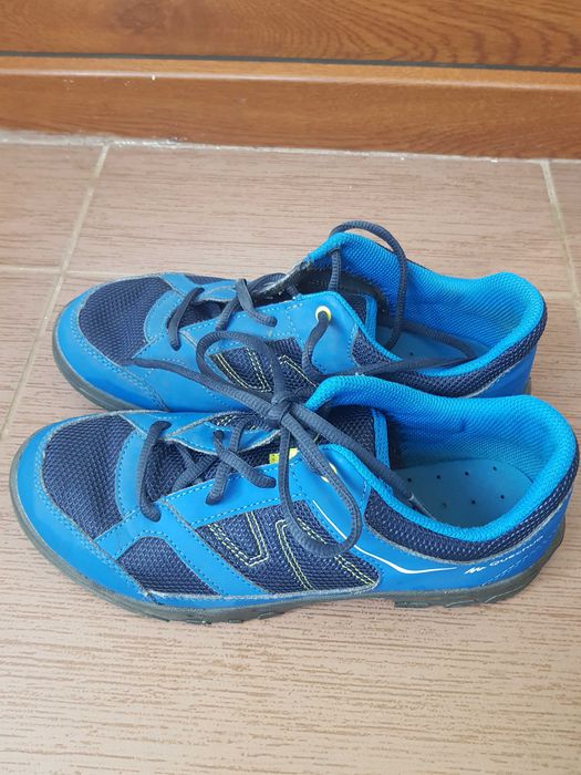 Adidași Decathlon Quechua