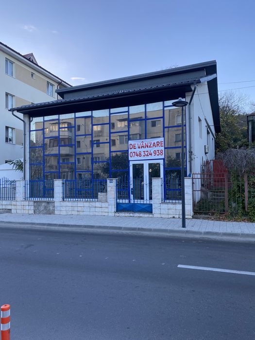 Vand /inchiriez spatiu comercial