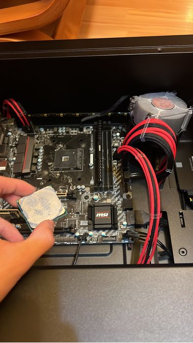 Servicii IT – Montaj, Curățare, Mentenanță și Optimizare PC