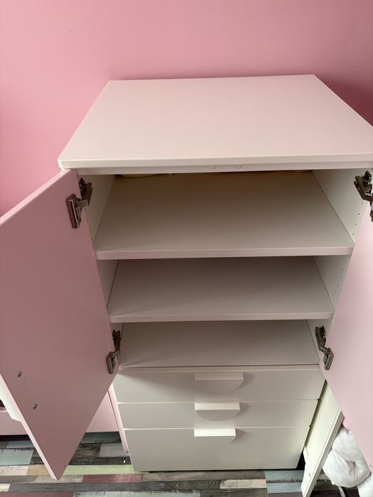 Детски мебели от Икеа - розови