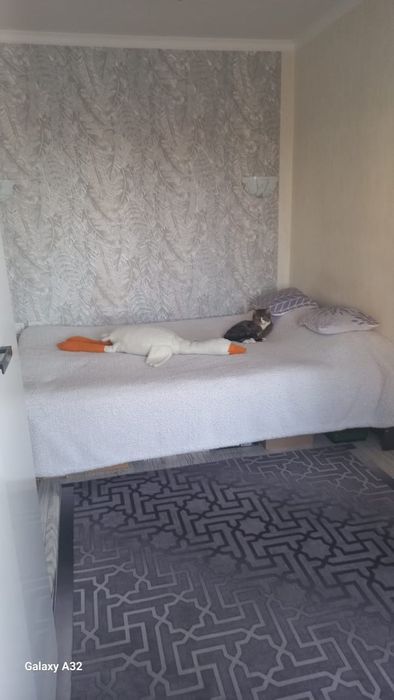 Двуспальная кровать