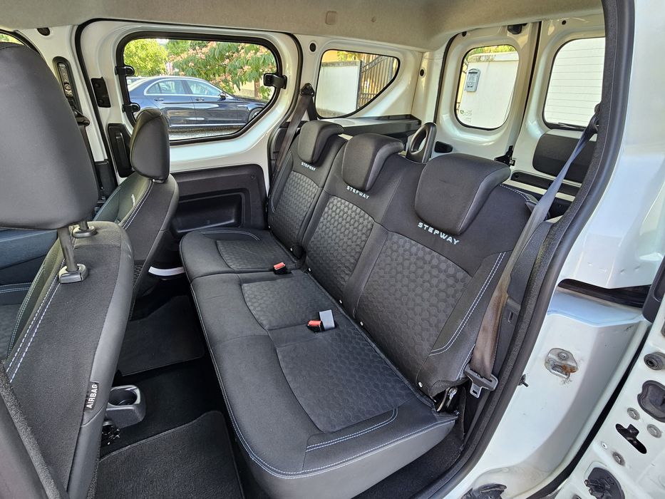 Dacia Dokker Stepway -Anul 2015- 1.5(Diesel), 90 Cai