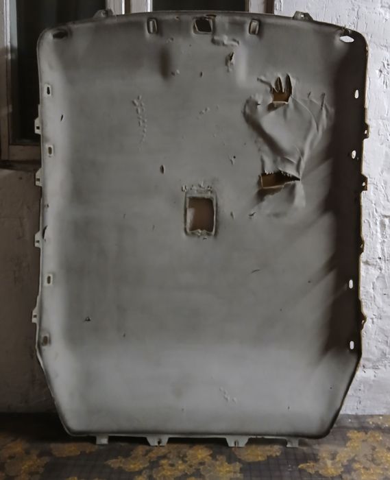 Продам потолок мазда переходка 626