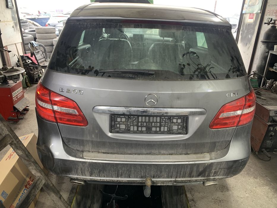Mercedes B200cdi/136hp/w246/2014г ,На части