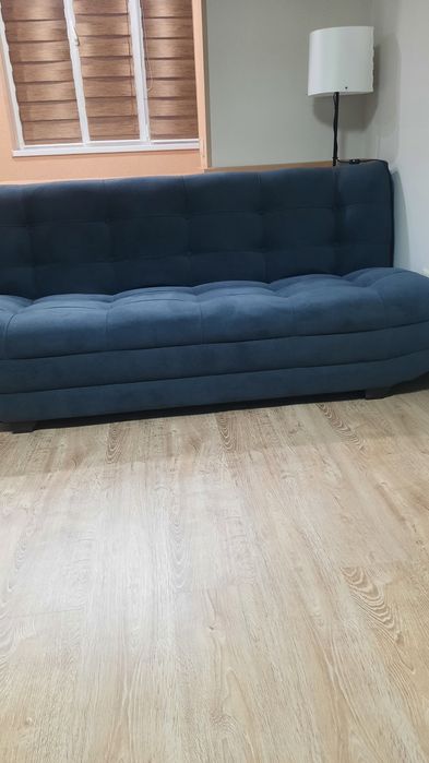 Диван, новый ! Серый велюр.