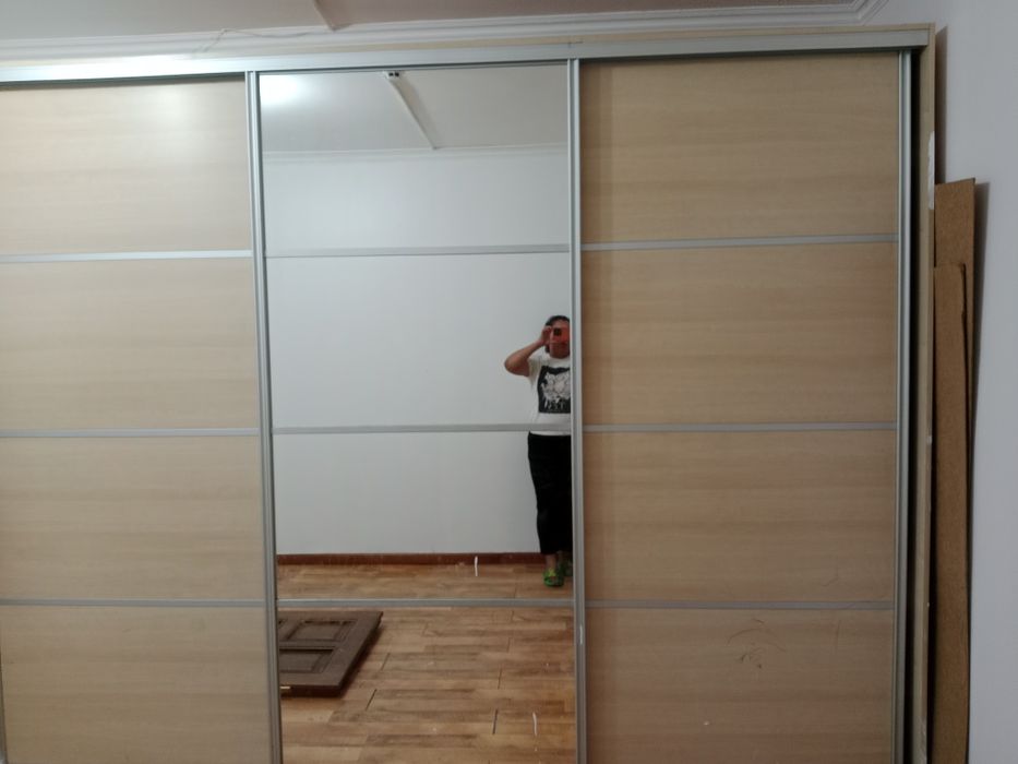 Выдвижной шкаф продам