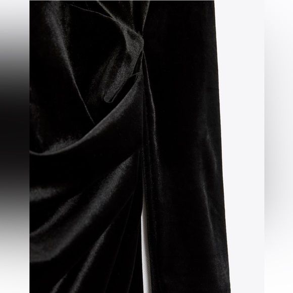 Велвет рокля Zara