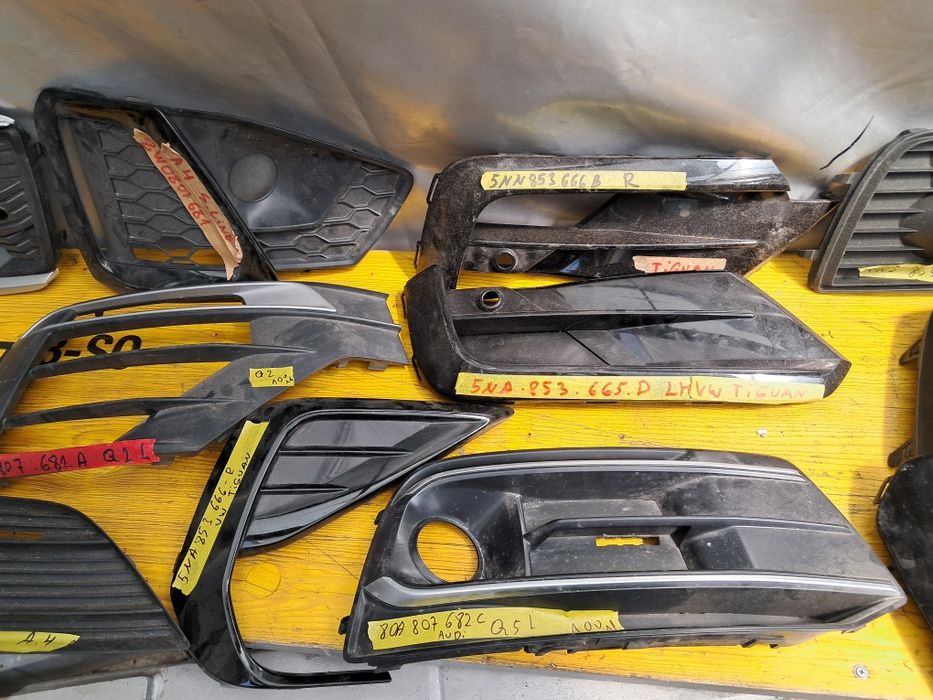 Грил решетка броня Audi Q3 Q5  A1 A4 S.line Vw Touran Tiguan Caddy  и