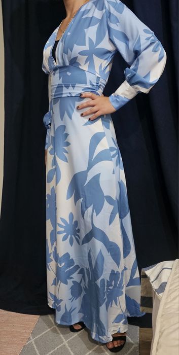 Rochie albastră lungă