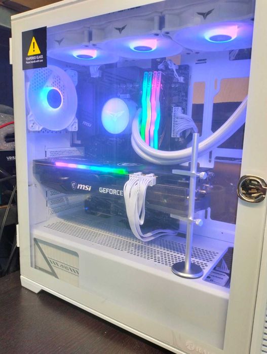 5700X3D Геймърски компютър в гаранция