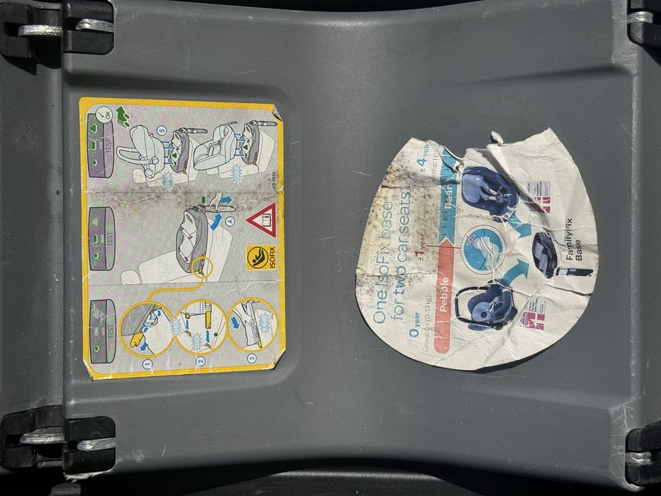 Scaun auto copii MaxiCosi FamilyFix  isofix