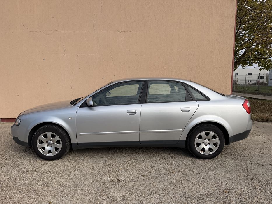 AUDI A4 2001 — imagine 4
