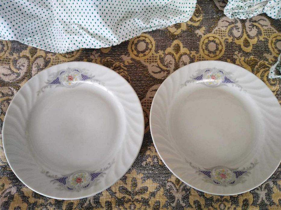 порцелан БГ различни