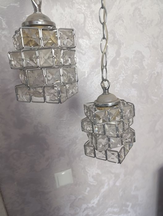 Продам люстру в идеальном состоянии