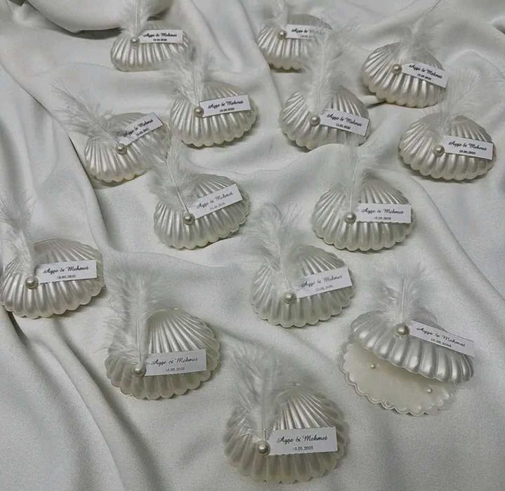 Подаръчета за гости цени започващи от 60€